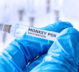 seringue de vaccination de monkeypox